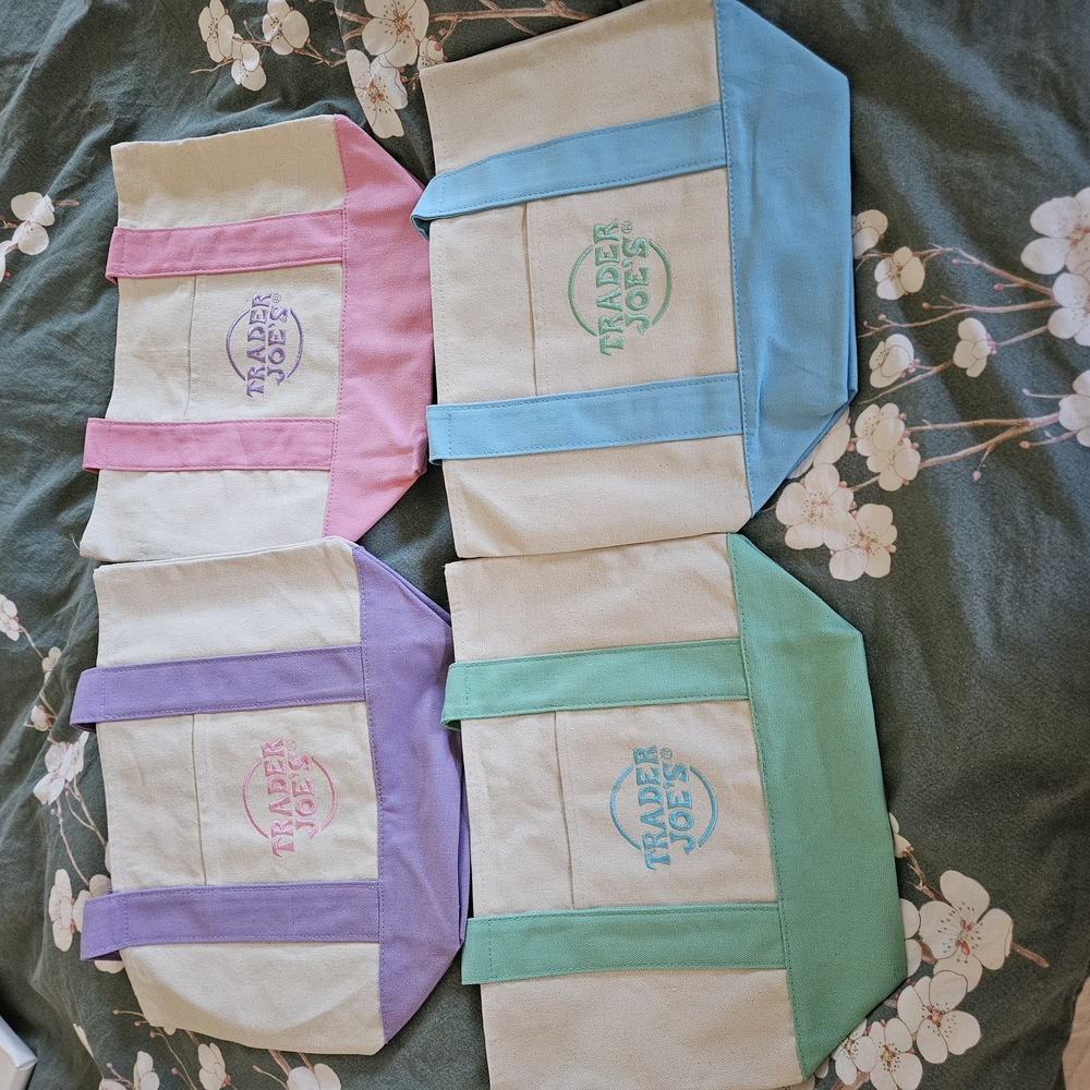Trader Joe's Canvas Tote Bags Set
